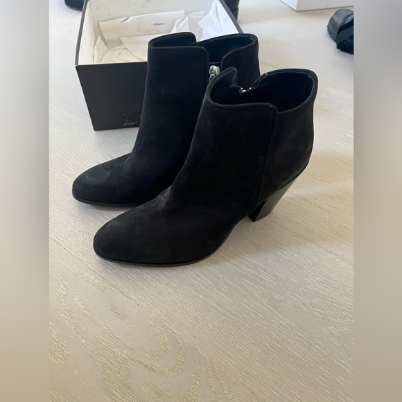 Never worn Barney’s black suede ankle heel boots with wooden heel and zipper - Picture 4 of 5